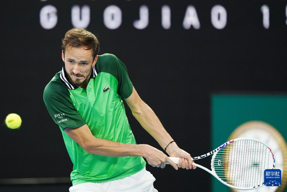 仅提升了巴 仅提升了巴