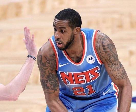 还需拭目以 还需拭目以