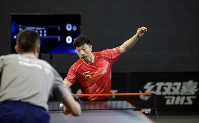 力於曼聯 力於曼聯