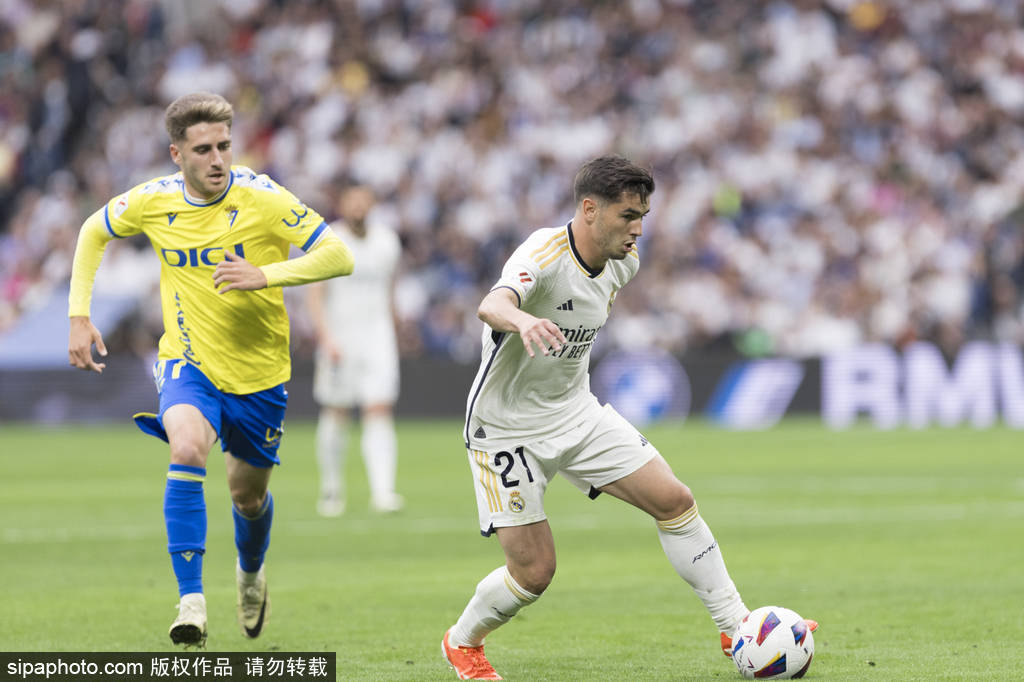 每场比赛都 每场比赛都